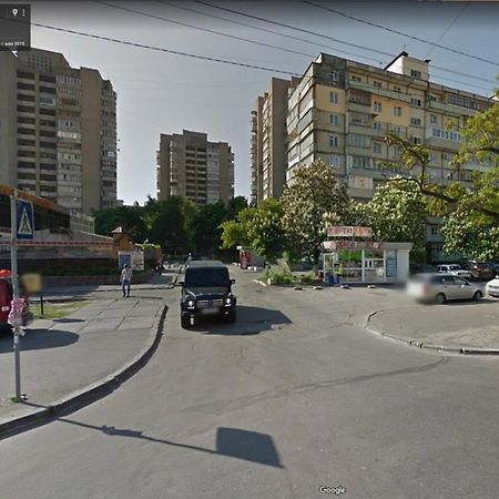 Comfortable Flat Near The Dnieper River In Kyiv Exterior photo
